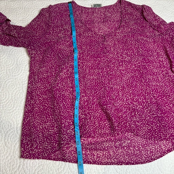 Joie Fuchsia Blouse with White Speckles100% Silk - Picture 8 of 8